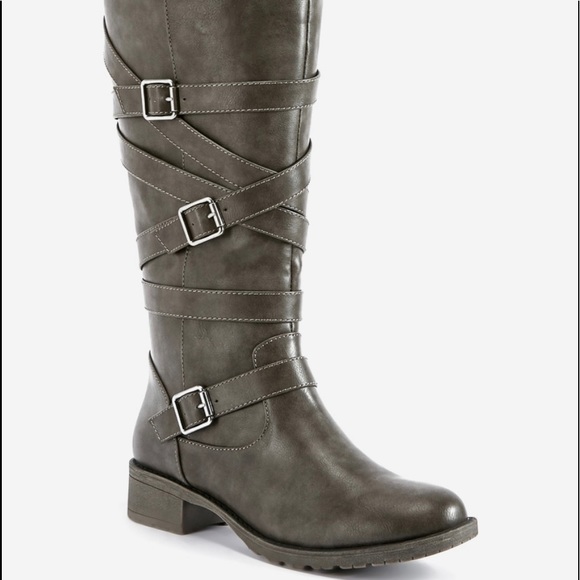 Size 6.5 woman’s boots - Picture 2 of 7